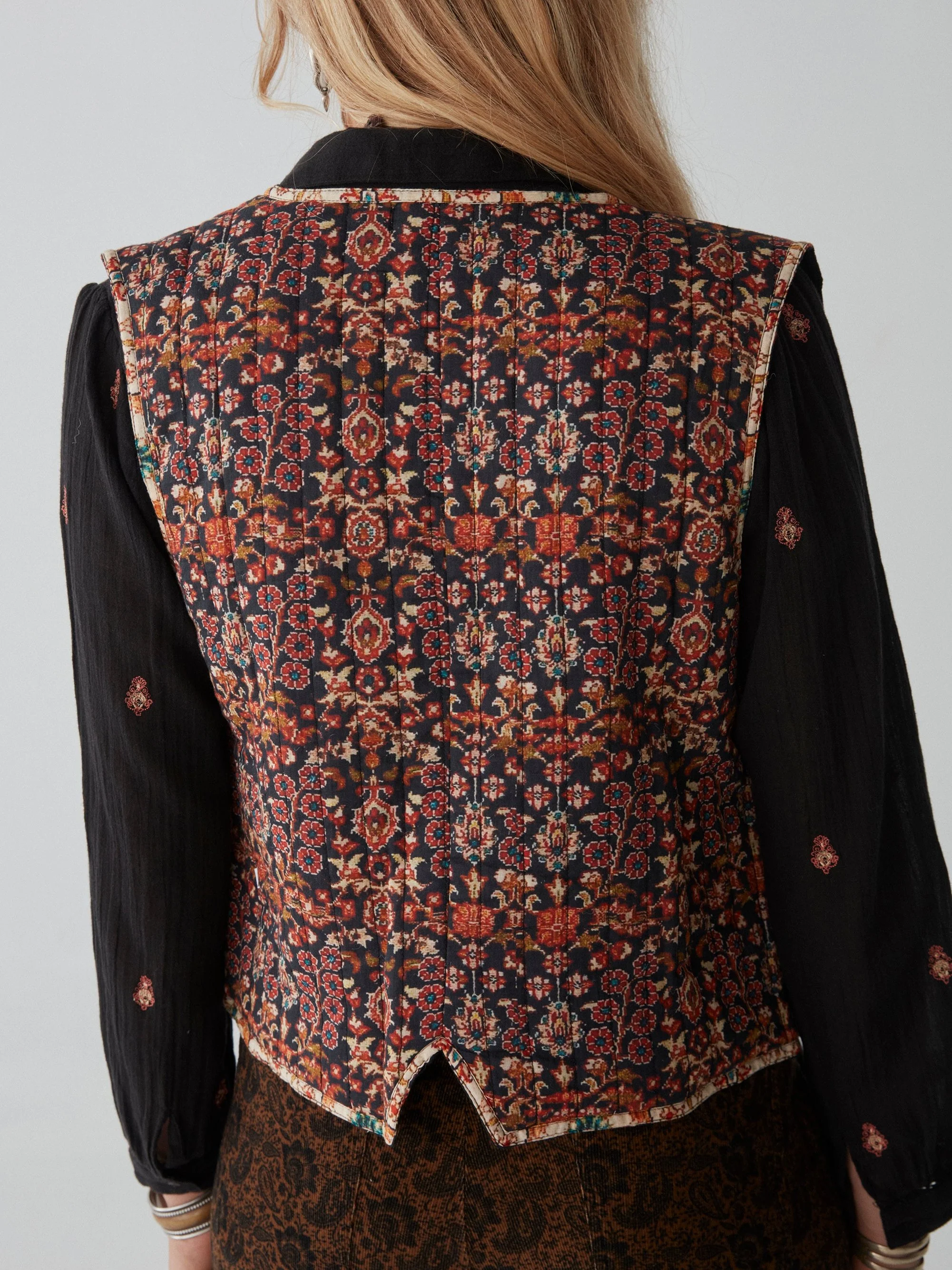 Dylan Vest - Image 7